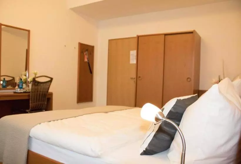 ホテル Stadt Rüsselsheim