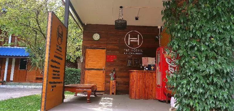 T & T Hostel Kanchanaburi
