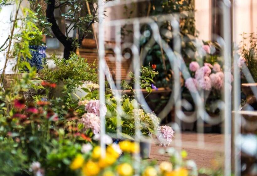 旅馆 Tuo Tuo Guest House