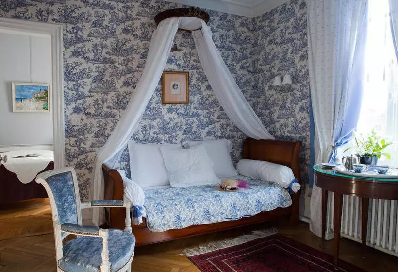 Aamiaismajoitus (B&B) Villa La Gloriette