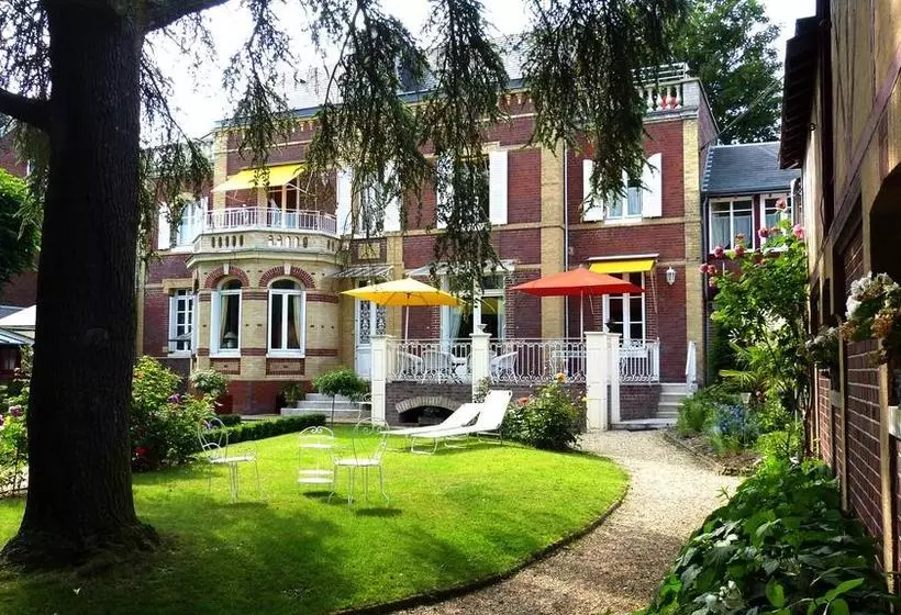 Aamiaismajoitus (B&B) Villa La Gloriette