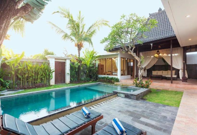 호텔 Anyar Sari Villa