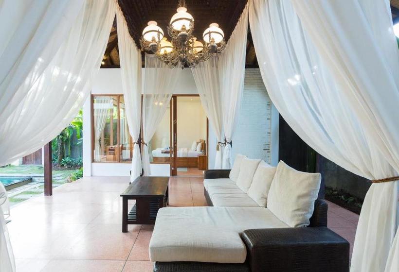 호텔 Anyar Sari Villa