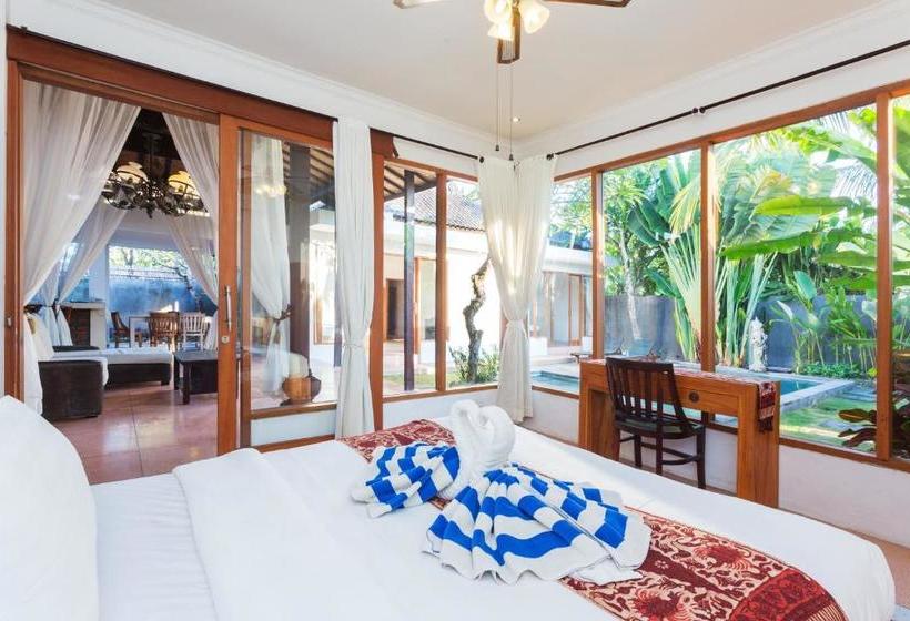 호텔 Anyar Sari Villa