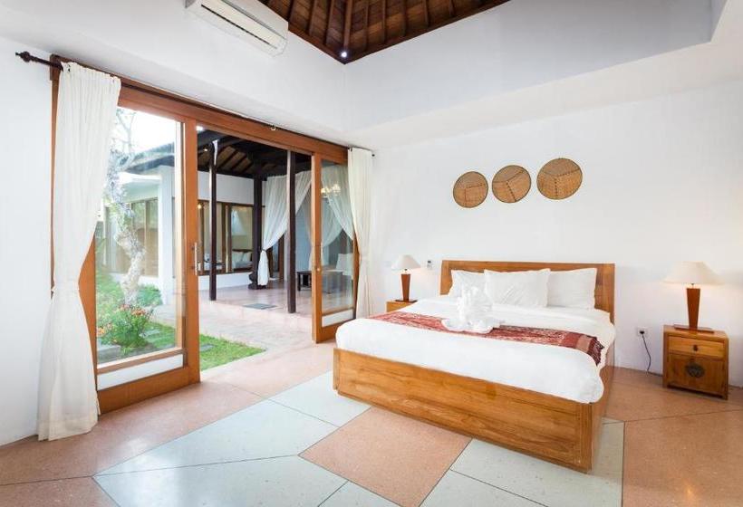 호텔 Anyar Sari Villa