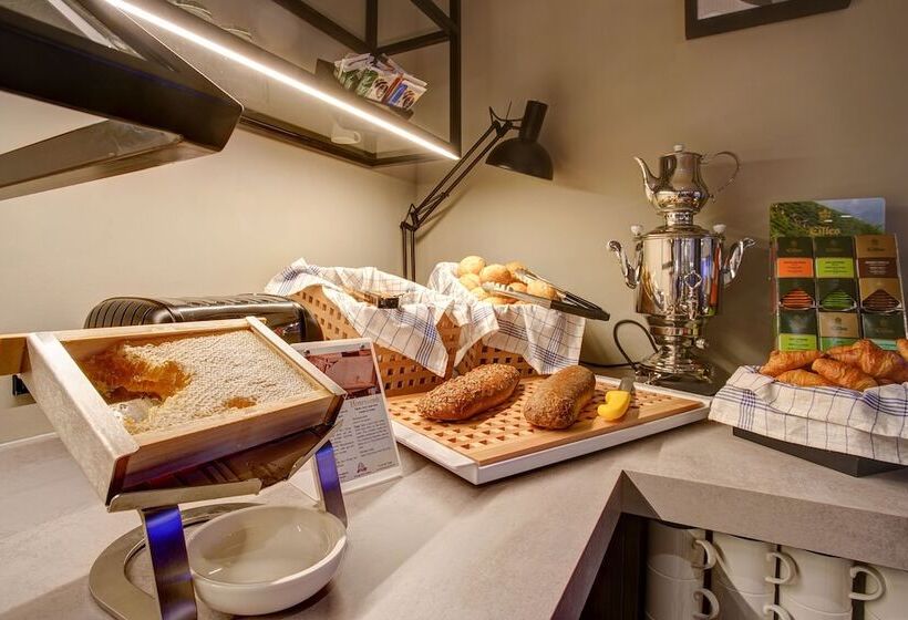 Boutique Hotel 125 Hamburg Airport By Ina