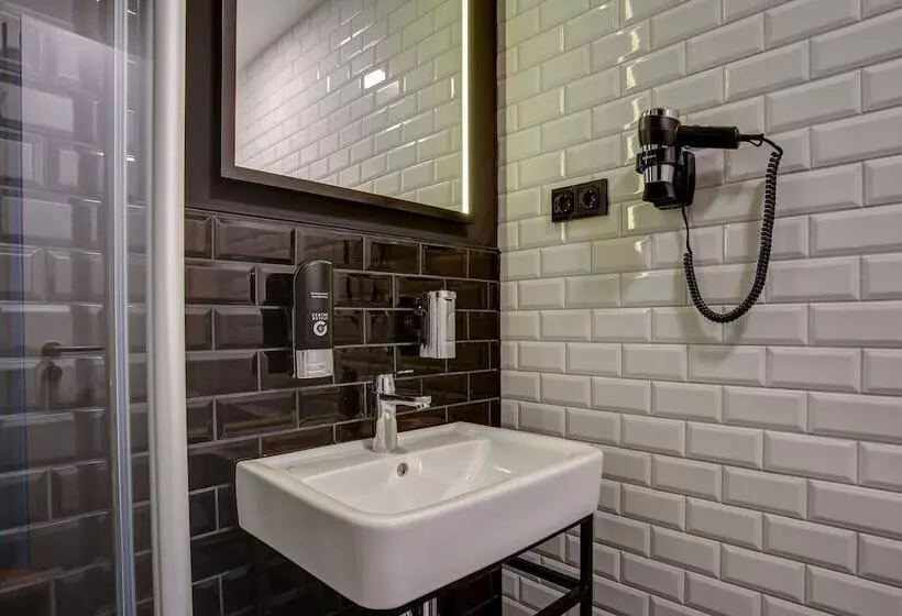 Boutique Hotel 125 Hamburg Airport By Ina