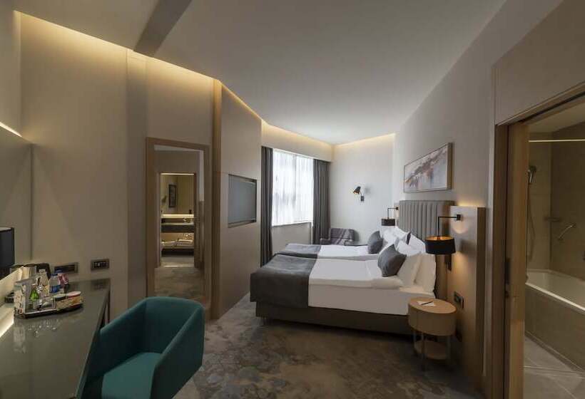 בית מלון כפרי Crowne Plaza Cappadocia   Nevsehir, An Ihg