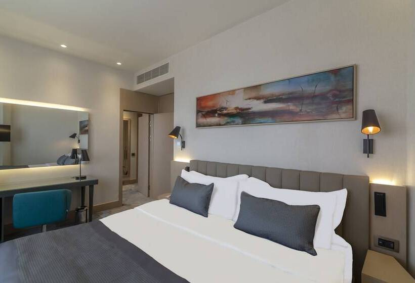 בית מלון כפרי Crowne Plaza Cappadocia   Nevsehir, An Ihg