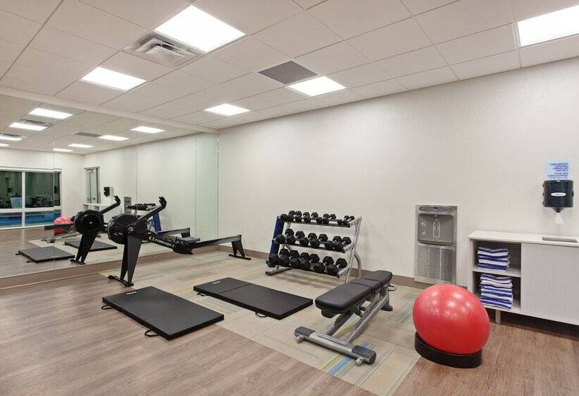 Отель Holiday Inn Express & Suites   Moses Lake, An Ihg