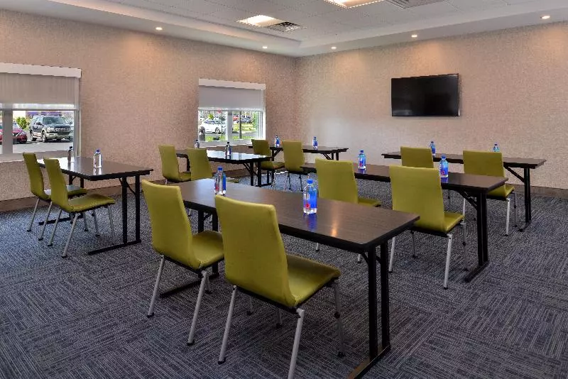 Hotelli Holiday Inn Express & Suites Alachua   Gainesville Area, An Ihg