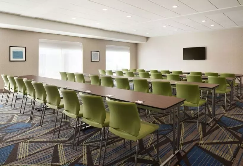 Hotelli Holiday Inn Express & Suites   Cincinnati South   Wilder, An Ihg