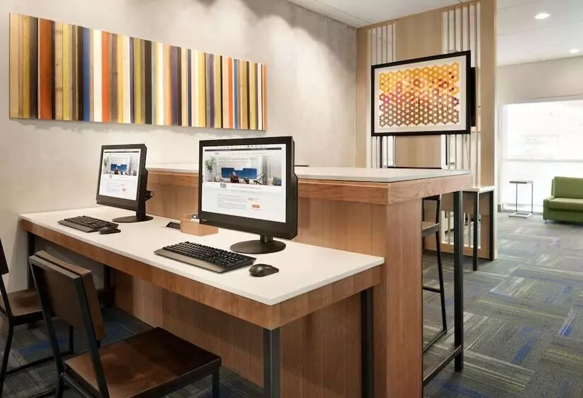 Hotelli Holiday Inn Express & Suites   Cincinnati South   Wilder, An Ihg