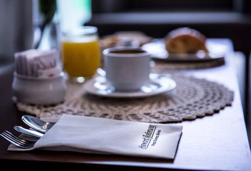 Hotelli Howard Johnson Plaza Buenos Aires