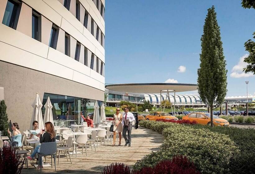 Отель Ibis Styles Budapest Airport