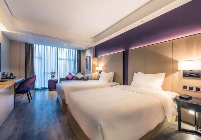 Отель Mercure Chengdu Downtown