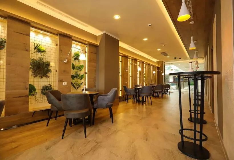 هتل Mercure Tetovo