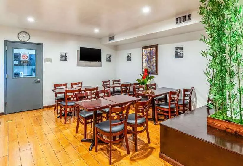 Hotelli Quality Inn Near Sunset Park