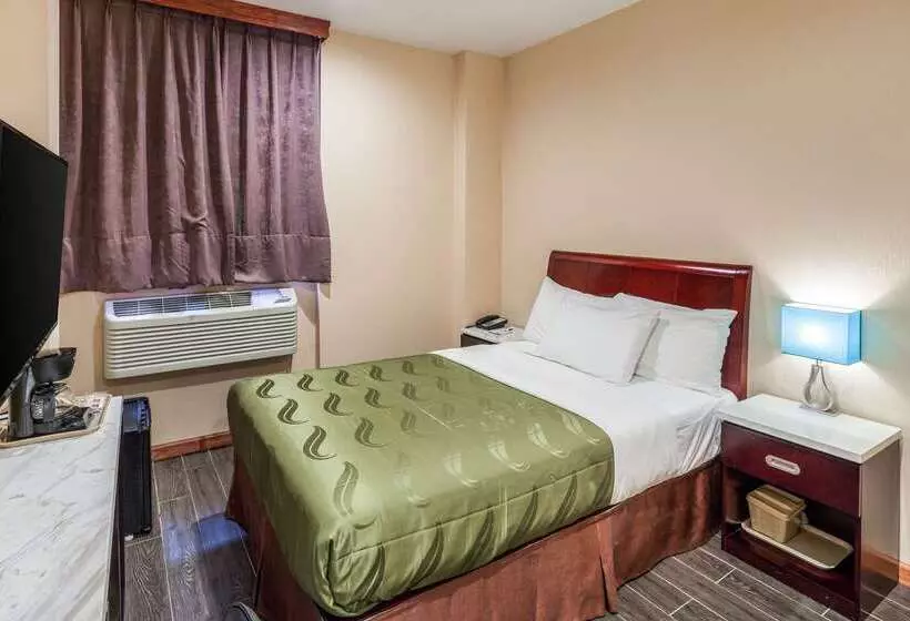 Hotelli Quality Inn Near Sunset Park