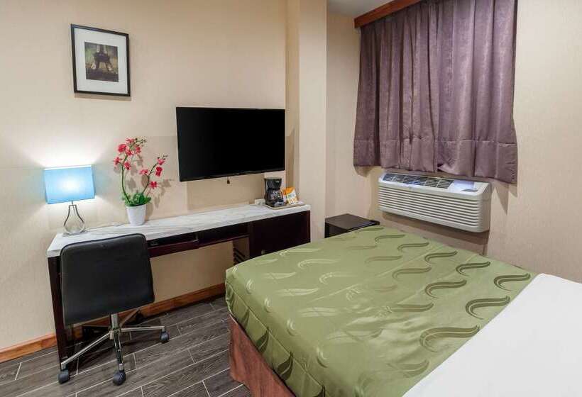 ホテル Quality Inn Near Sunset Park