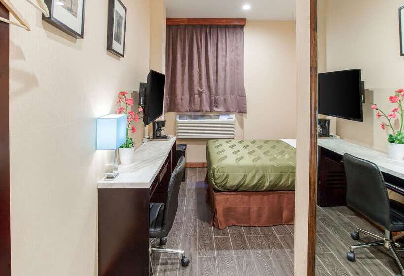 ホテル Quality Inn Near Sunset Park