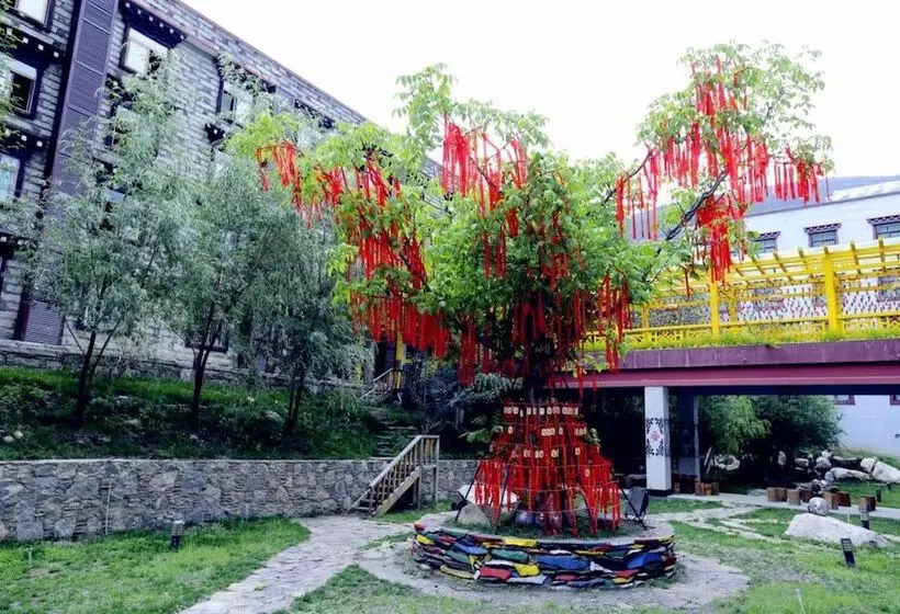 Hotelli Ramada Encore Daochengyading