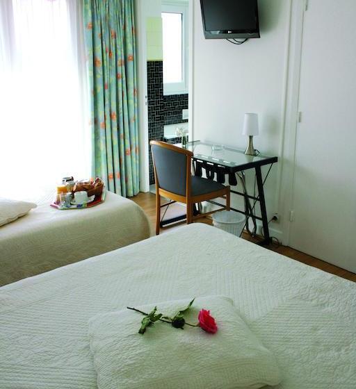 هتل Resothel Le Gabian