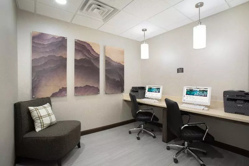 ホテル Staybridge Suites Rapid City   Rushmore, An Ihg