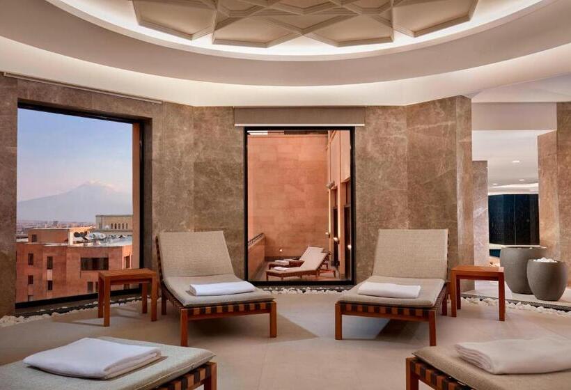 The Alexander, A Luxury Collection Hotel, Yerevan