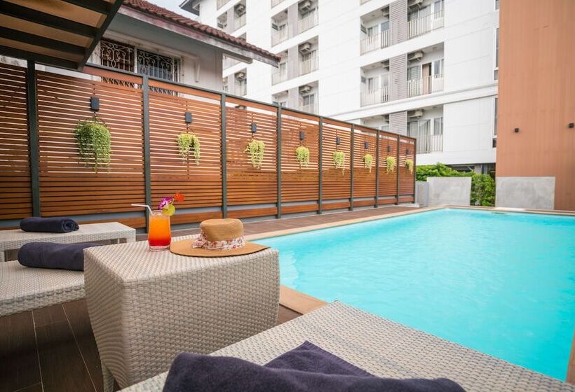 Koon Hotel Sukhumvit