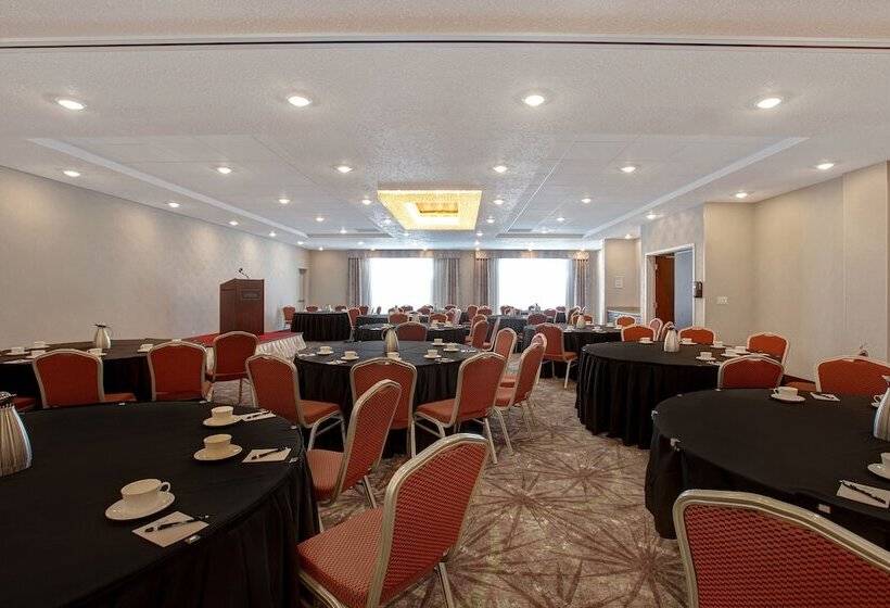 The Landing Hotel & Conference Centre