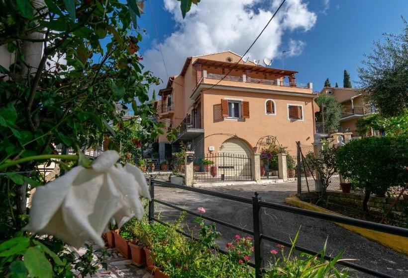 Villa Anna Apartments