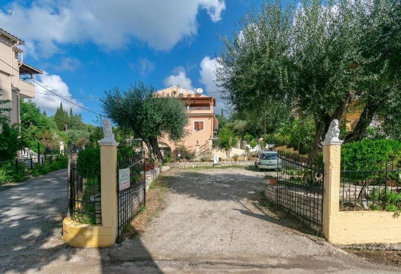 Villa Anna Apartments