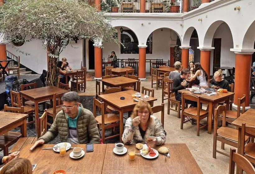 Kulturberlin Party Hostel