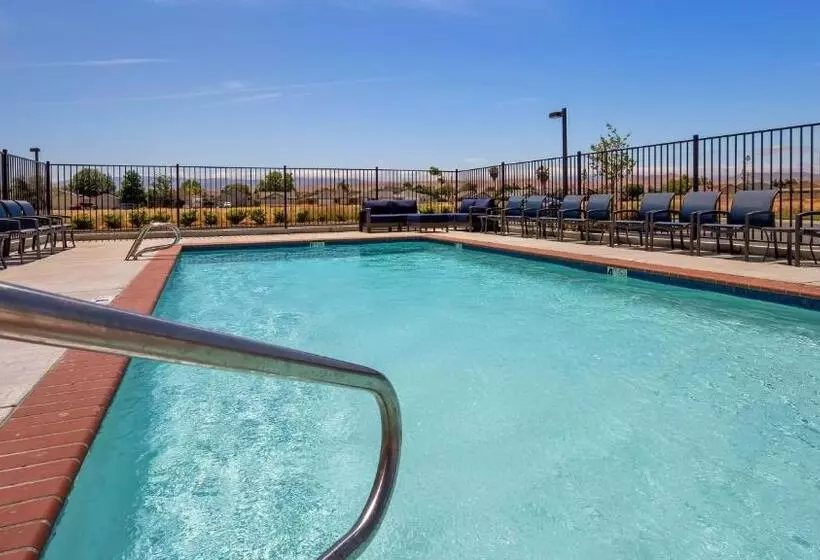 Hotelli Best Western Plus Coalinga Inn