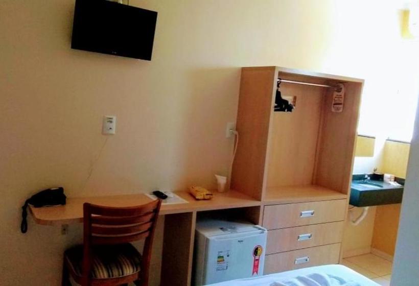 Отель Summit Park