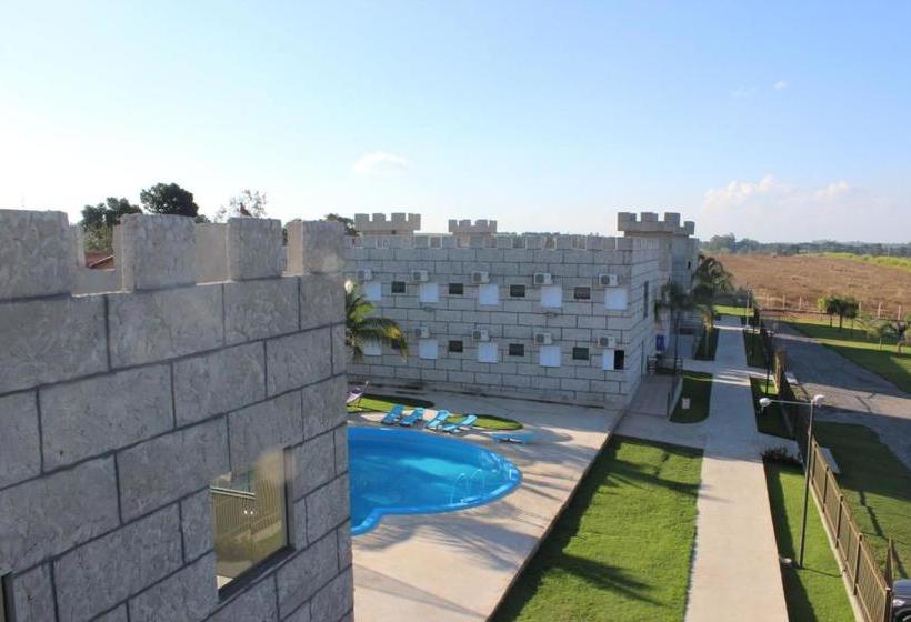 فندق Summit Park