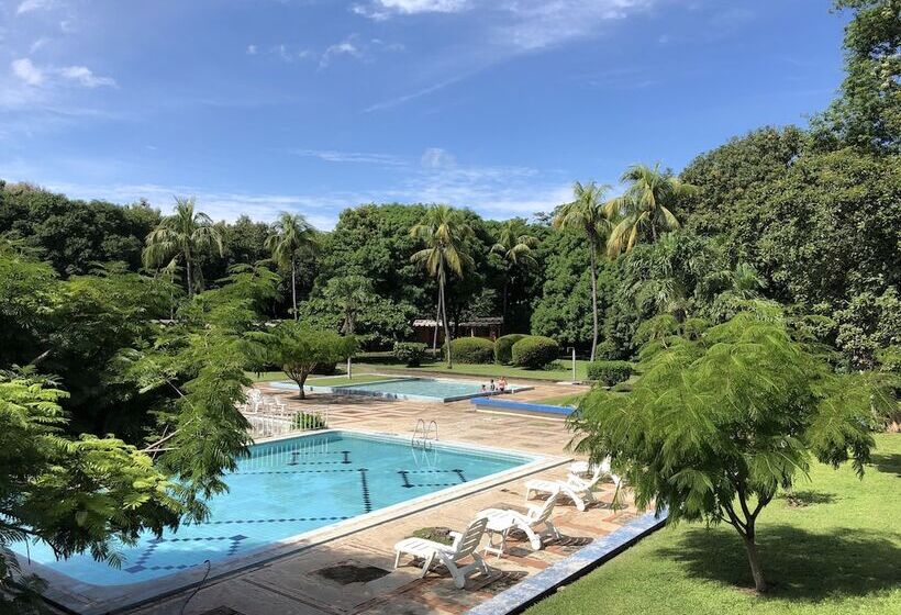 호텔 Diria Santa Cruz