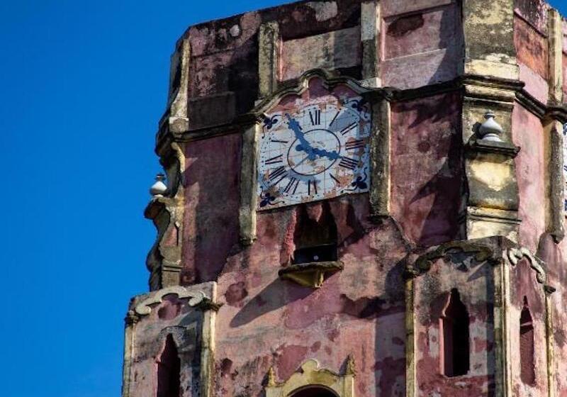 호텔 Diria Santa Cruz