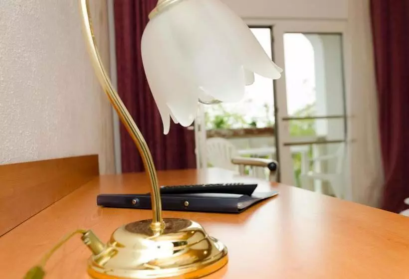 Hotelli Gästehaus Herlinde