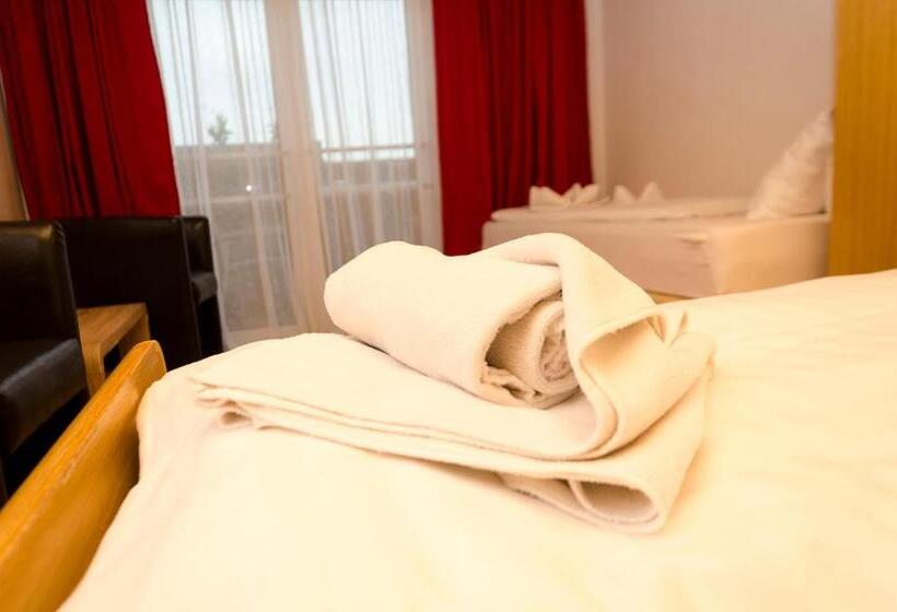 בית מלון כפרי Gästehaus Herlinde