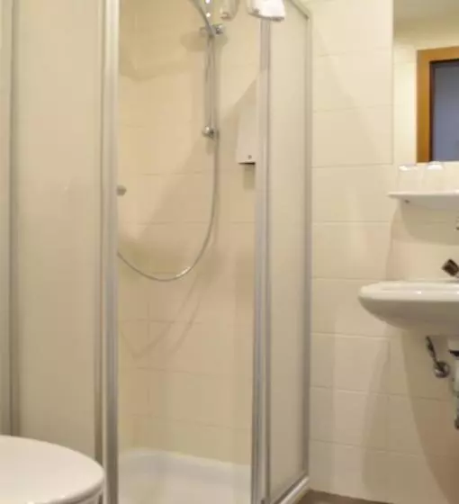 Hotelli Gästehaus Herlinde