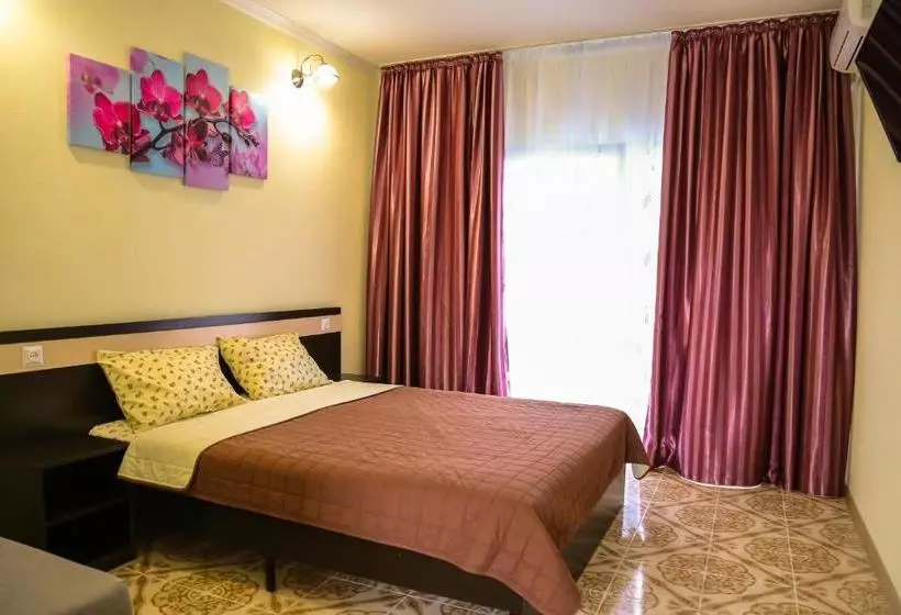 Hotel Lyubavushka