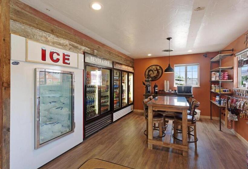 فندق Sun Outdoors Arches Gateway