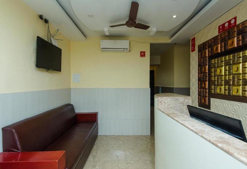 فندق Oyo 7840 Artus Inn 2