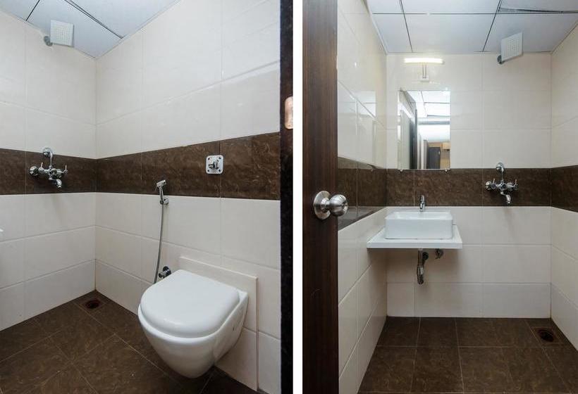 فندق Oyo 7840 Artus Inn 2