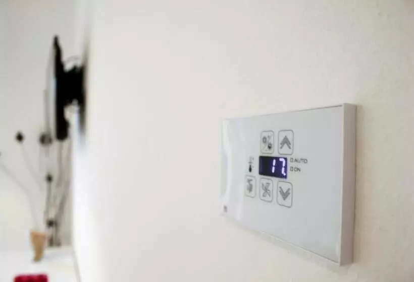 هتل Rossovino Como