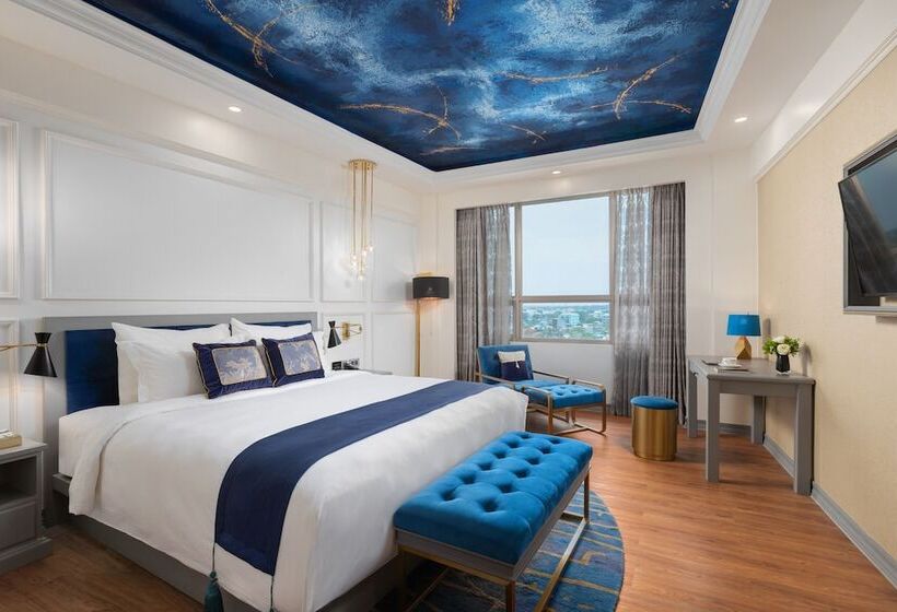 هتل Royal Tian Li