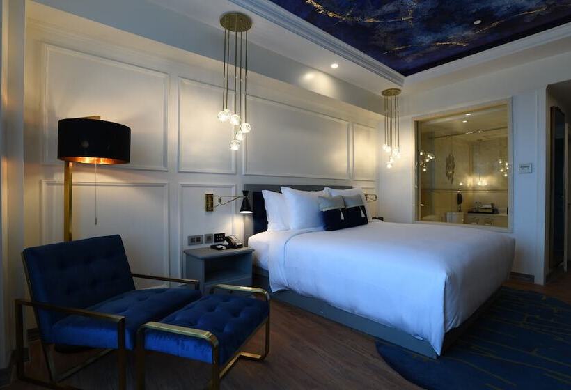 هتل Royal Tian Li