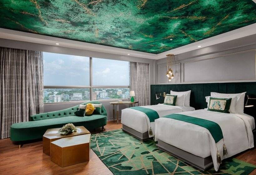 هتل Royal Tian Li